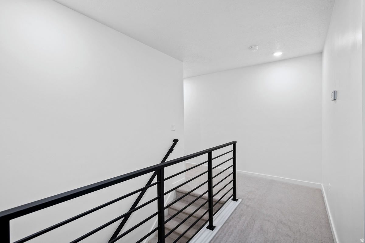 DAYBREAK - Residential