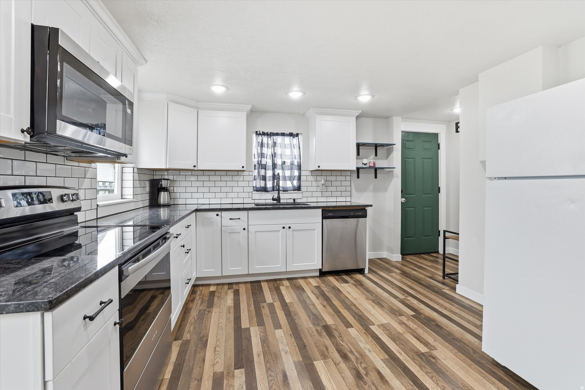 TREMONTON - Residential