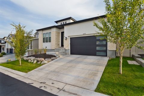 Tiny photo for 4797 W MOSSLEY BEND DR, Herriman, UT 84096 (MLS # 2143351)