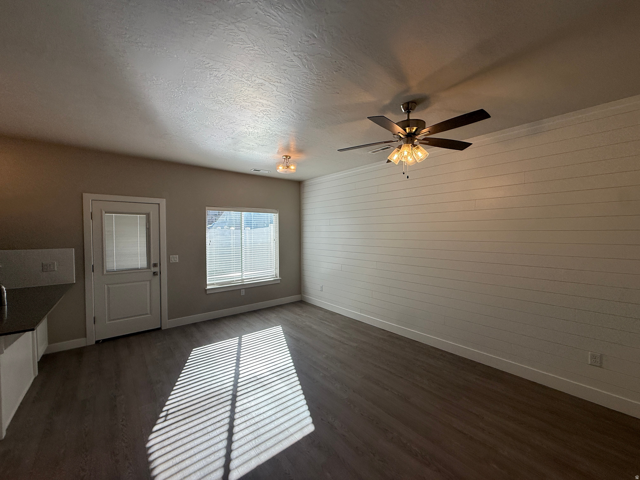 CEDAR BEND - Residential