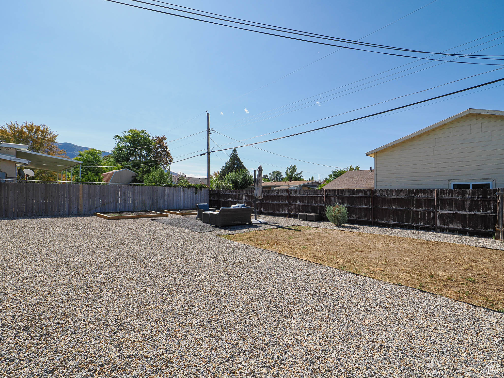 WHITE CITY - Residential