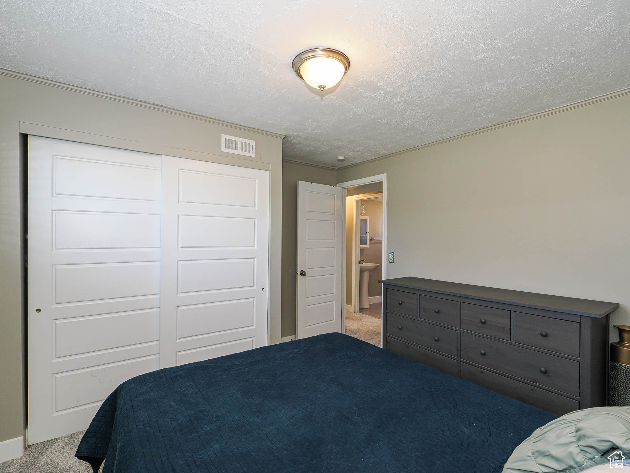 WHITE CITY - Residential