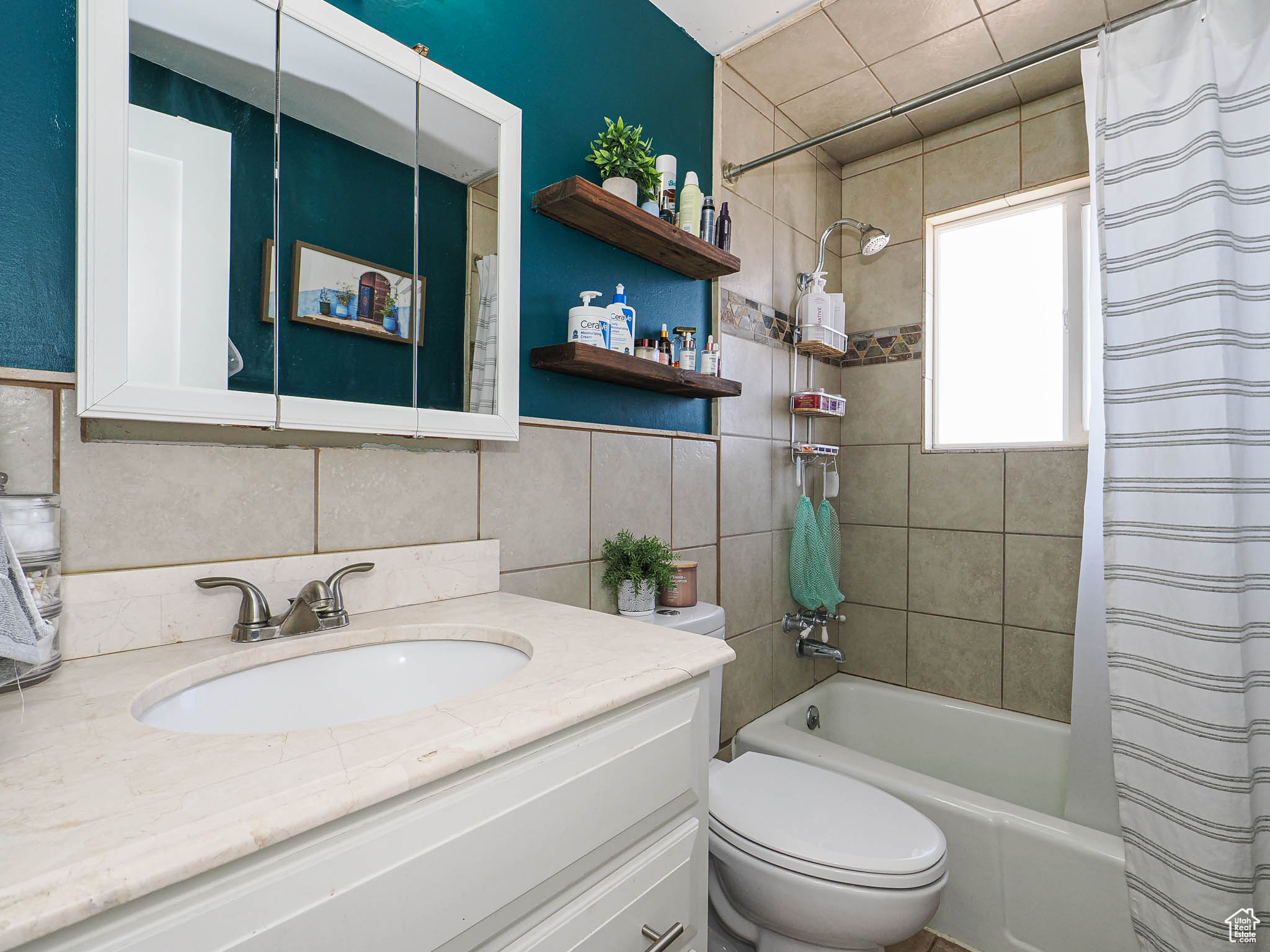 WHITE CITY - Residential