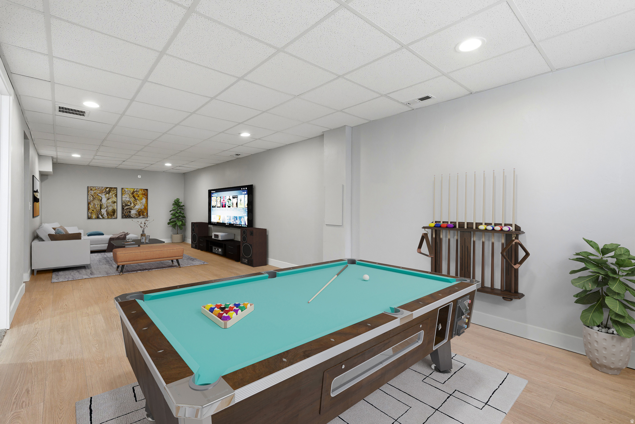 WHITE CITY - Residential