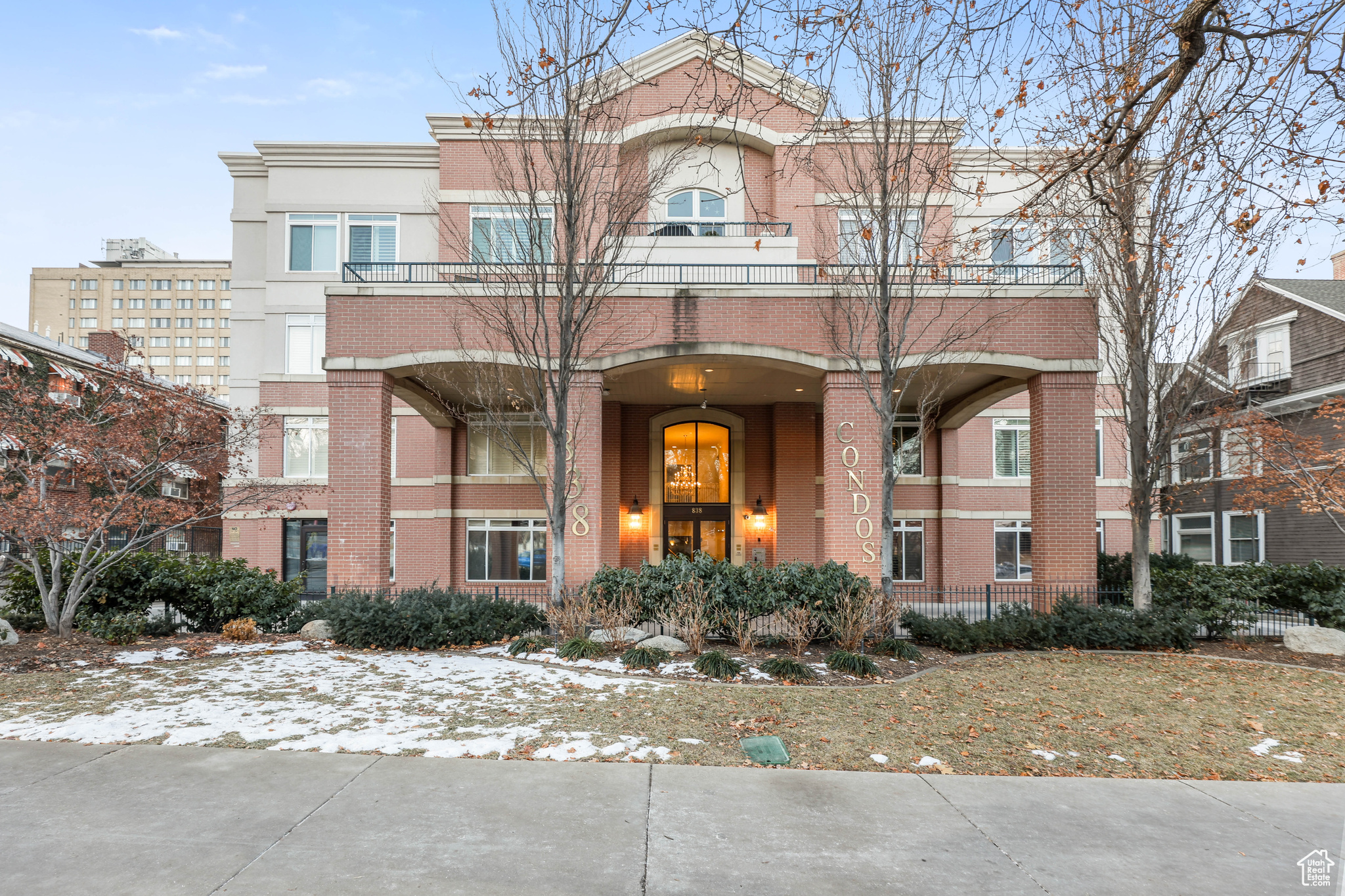 Discover the perfect blend of comfort and convenience in this turnkey 2-bedroom, 2-bathroom condo with newly replaced carpets and a den! Ideally located near the University of Utah, this stylish unit offers effortless access to shopping, dining, and entertainment. Enjoy the perks of a secure building with underground parking, ensuring both safety and ease. Stay active in the on-site gym. It also has a TV/clubhouse area. With a fantastic location in the building and unbeatable amenities, this condo is a must-see. Don't miss your chance-schedule a private tour today! All information is deemed reliable but is not guaranteed and should be independently verified.