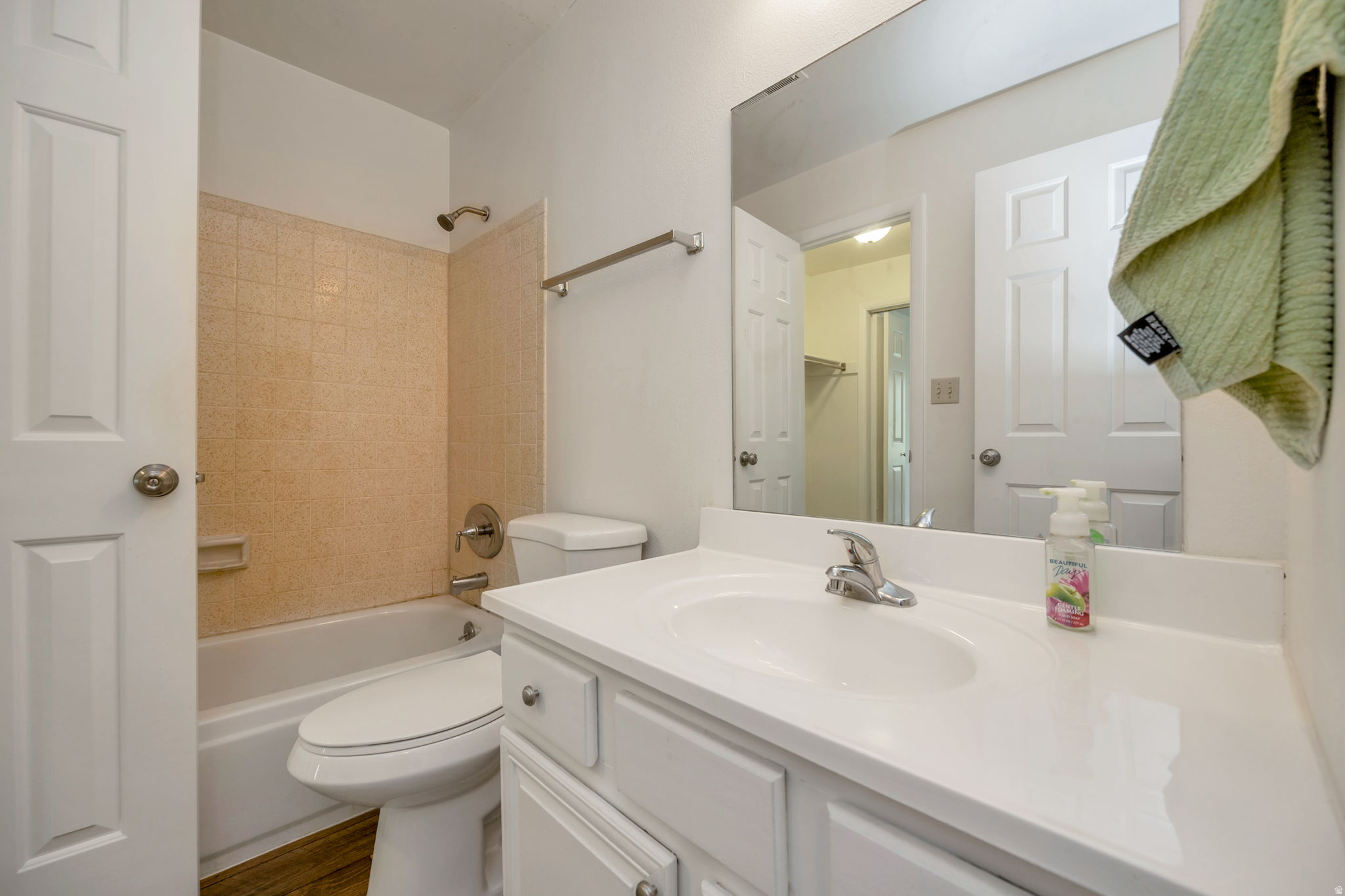 SPRINGTREE CONDOMINIUMS - Residential