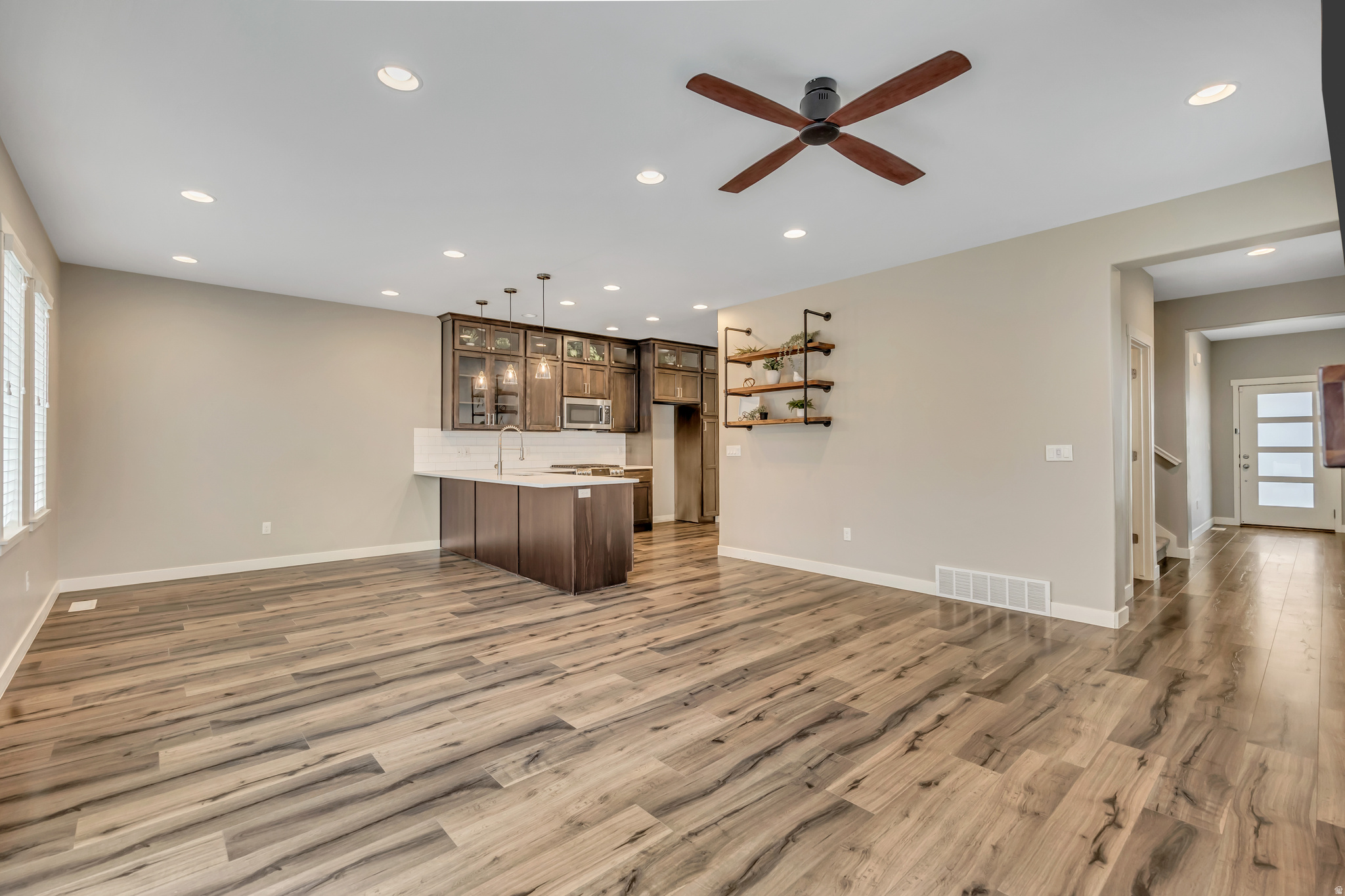 NORTH PINE VILLAS - Residential