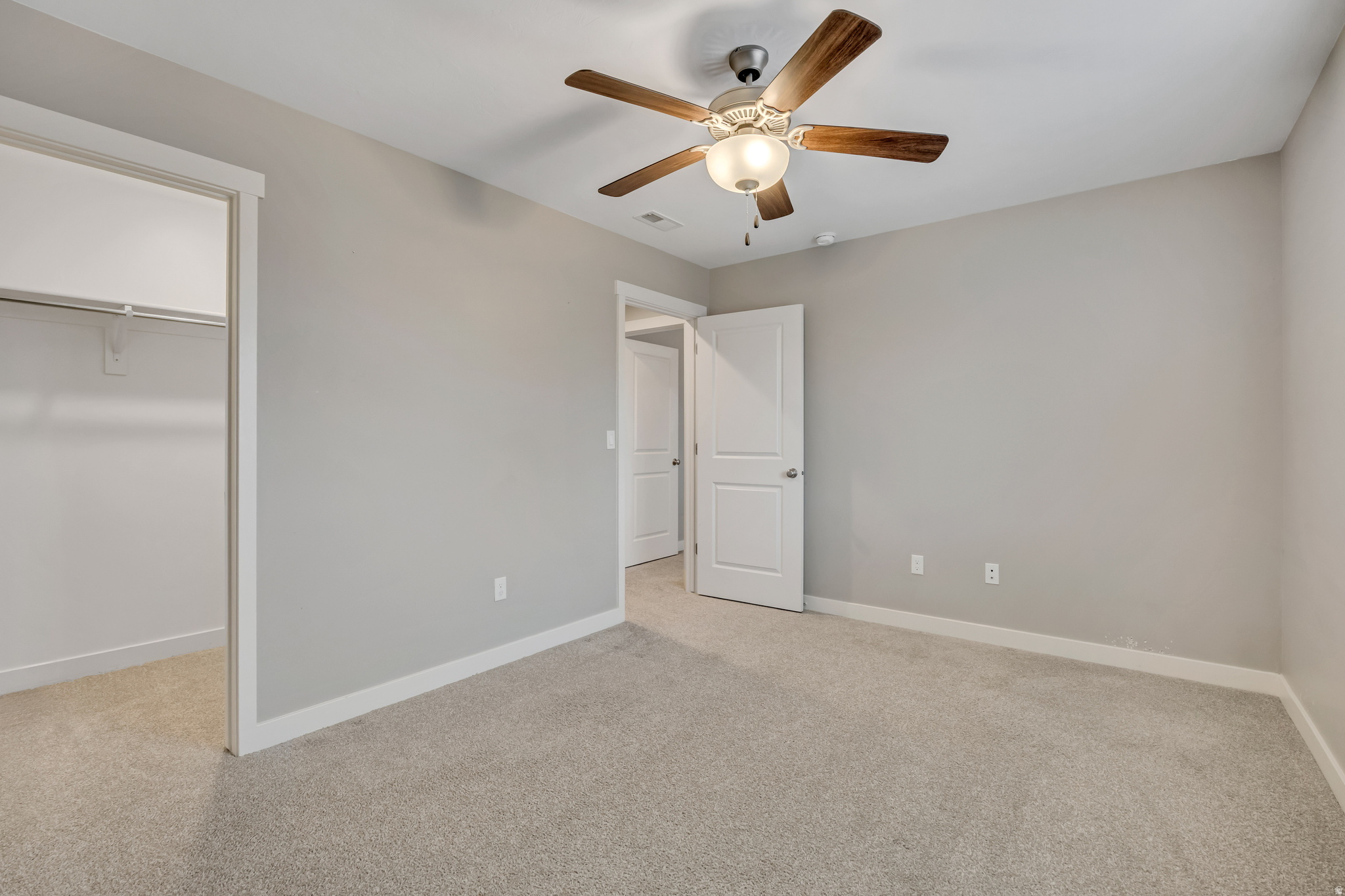 NORTH PINE VILLAS - Residential