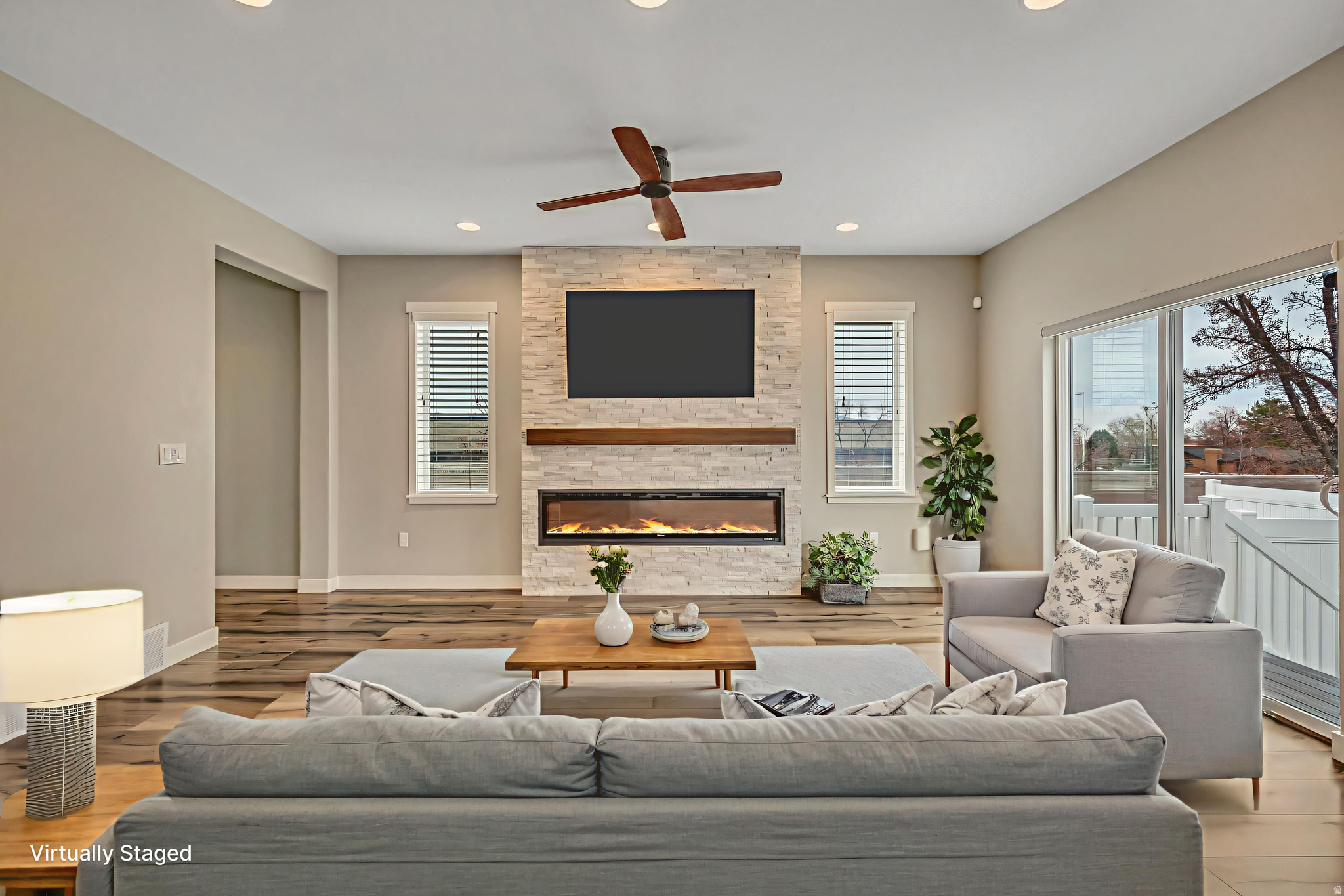 NORTH PINE VILLAS - Residential