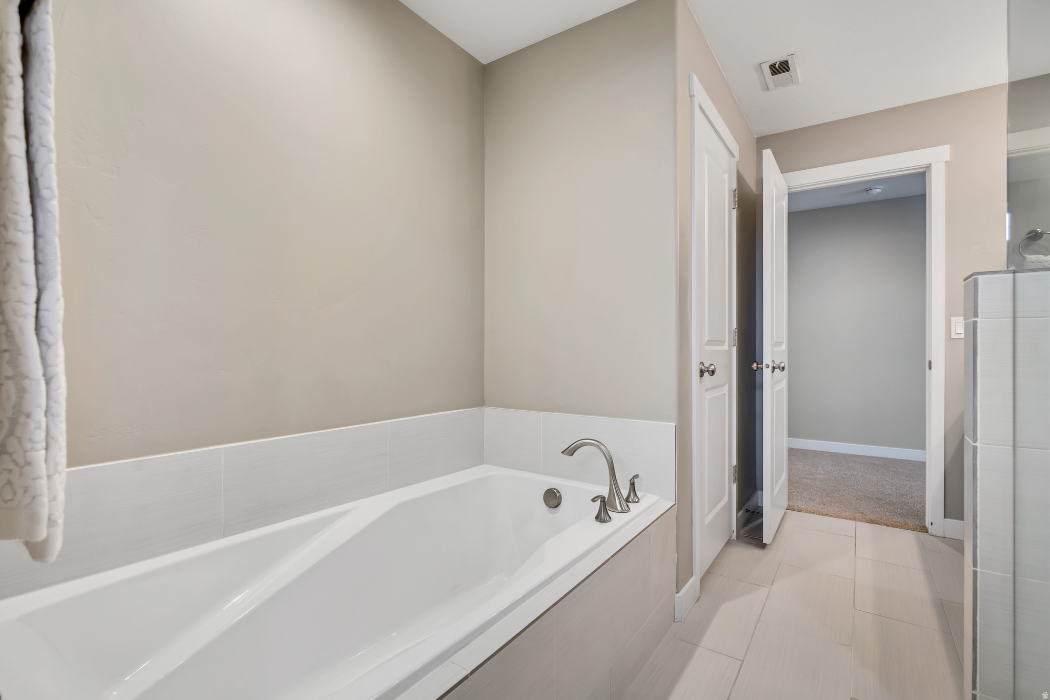 NORTH PINE VILLAS - Residential