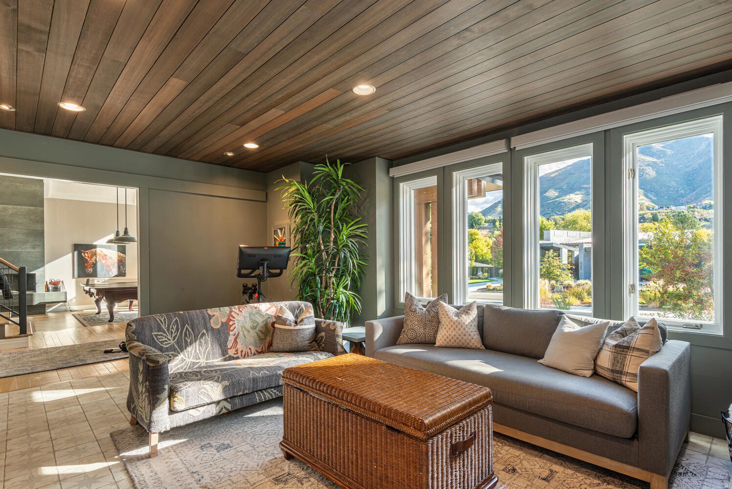 WILLOWCREEK - Residential