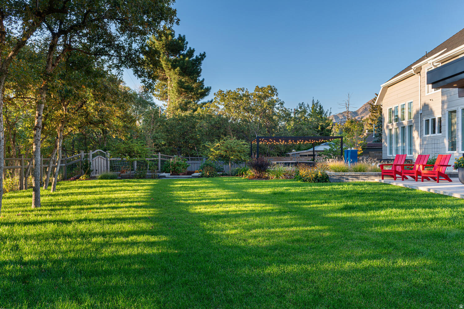 WILLOWCREEK - Residential