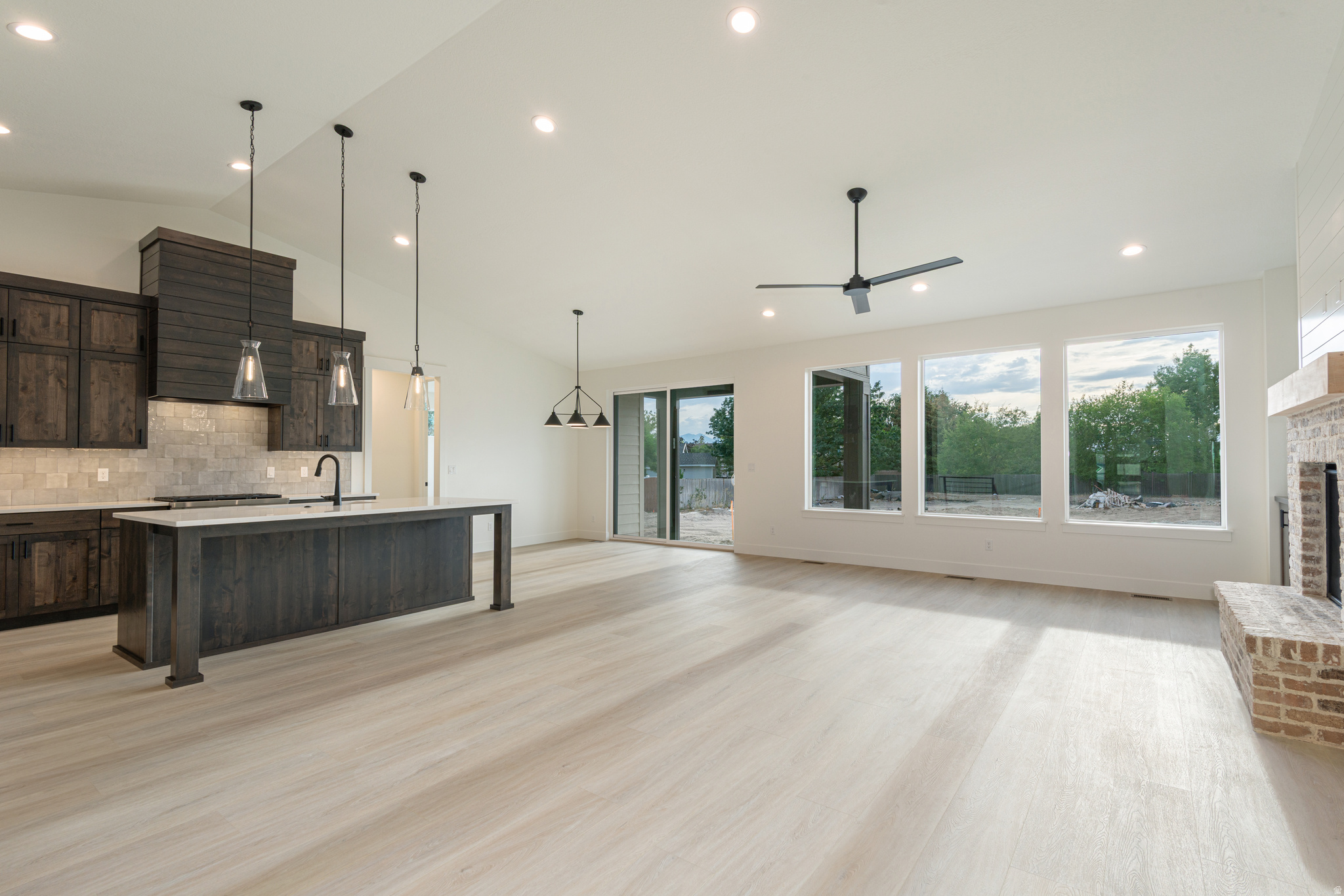 ALTA PARK - Residential