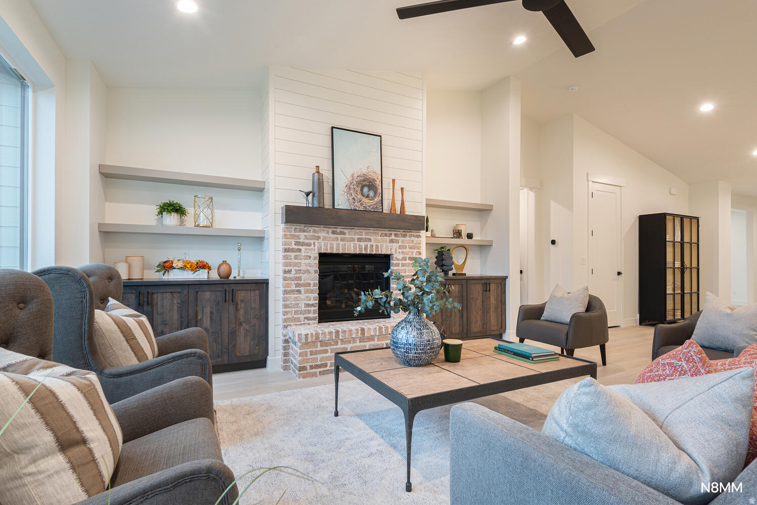 ALTA PARK - Residential