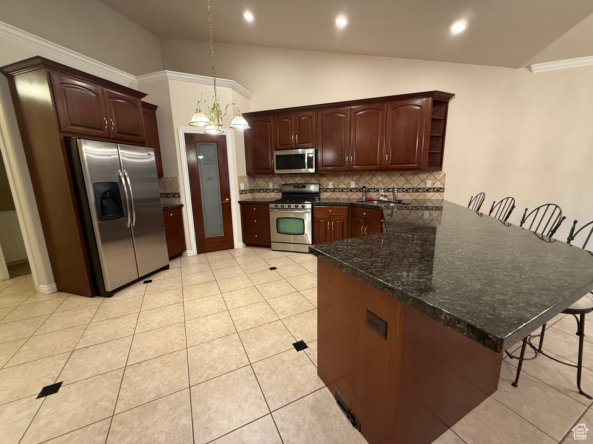 QUAIL MEADOW AT TRI-CITY - Residential Income