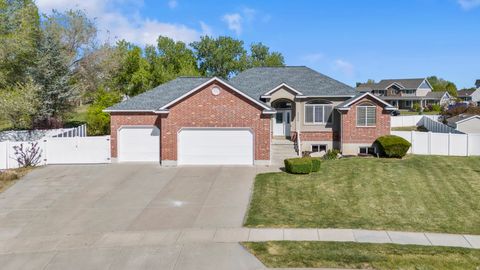 Photo of 3648 TROON DR, Syracuse, UT 84075 (MLS # 2152175)
