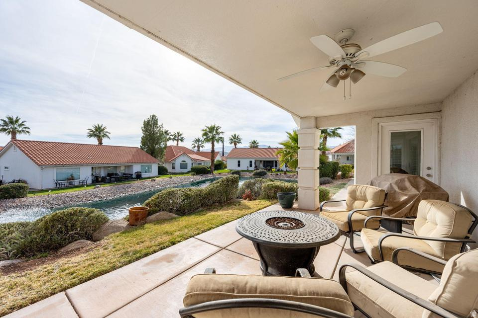 EMERALD SPRINGS TH 1 - Residential