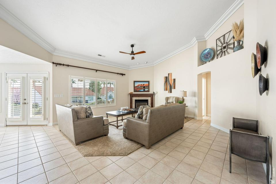 EMERALD SPRINGS TH 1 - Residential