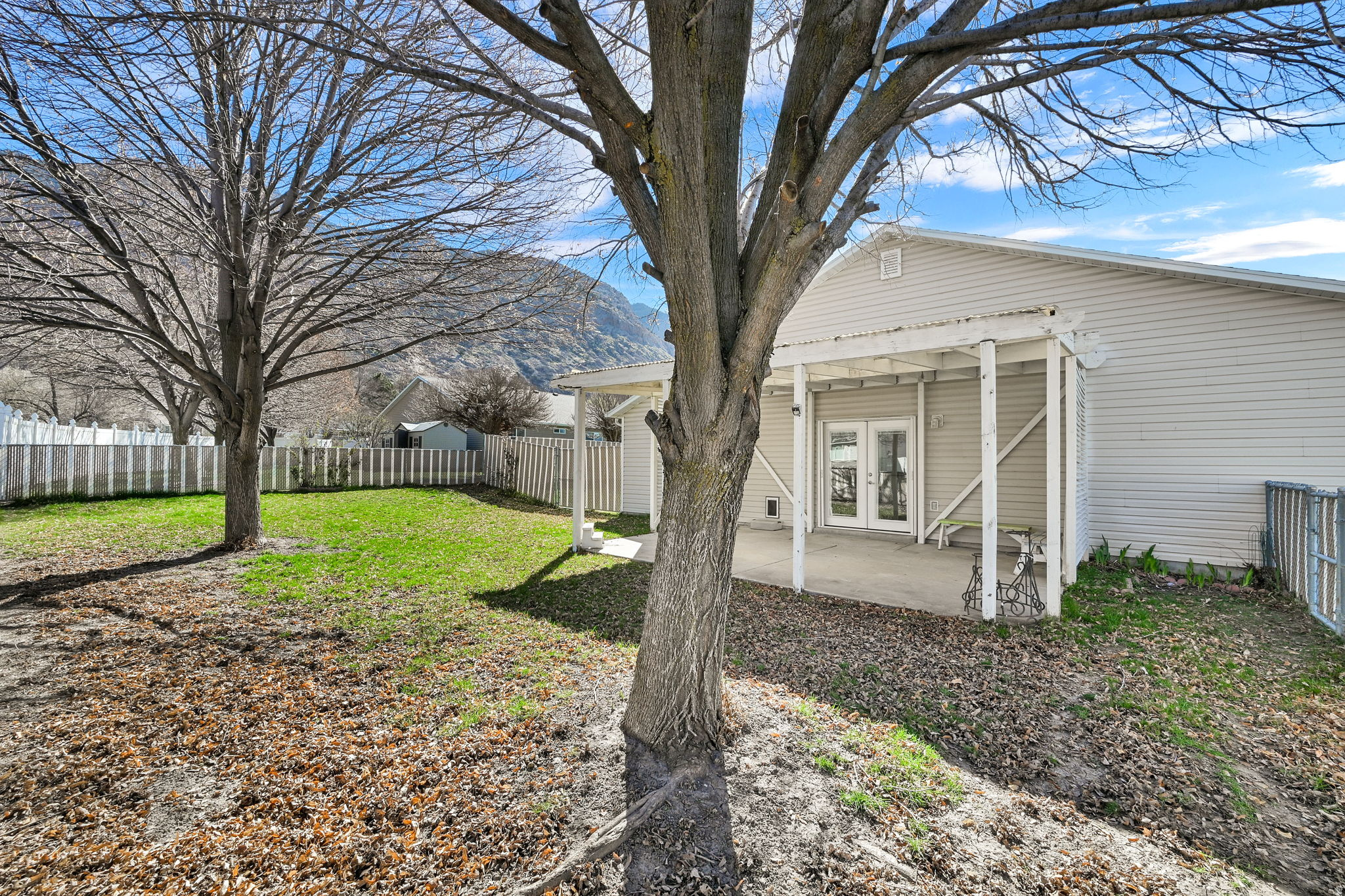 MOUNTAIN RIDGE - Residential