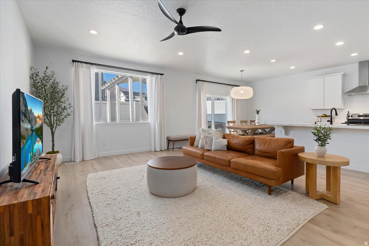MALLARD BAY - Residential