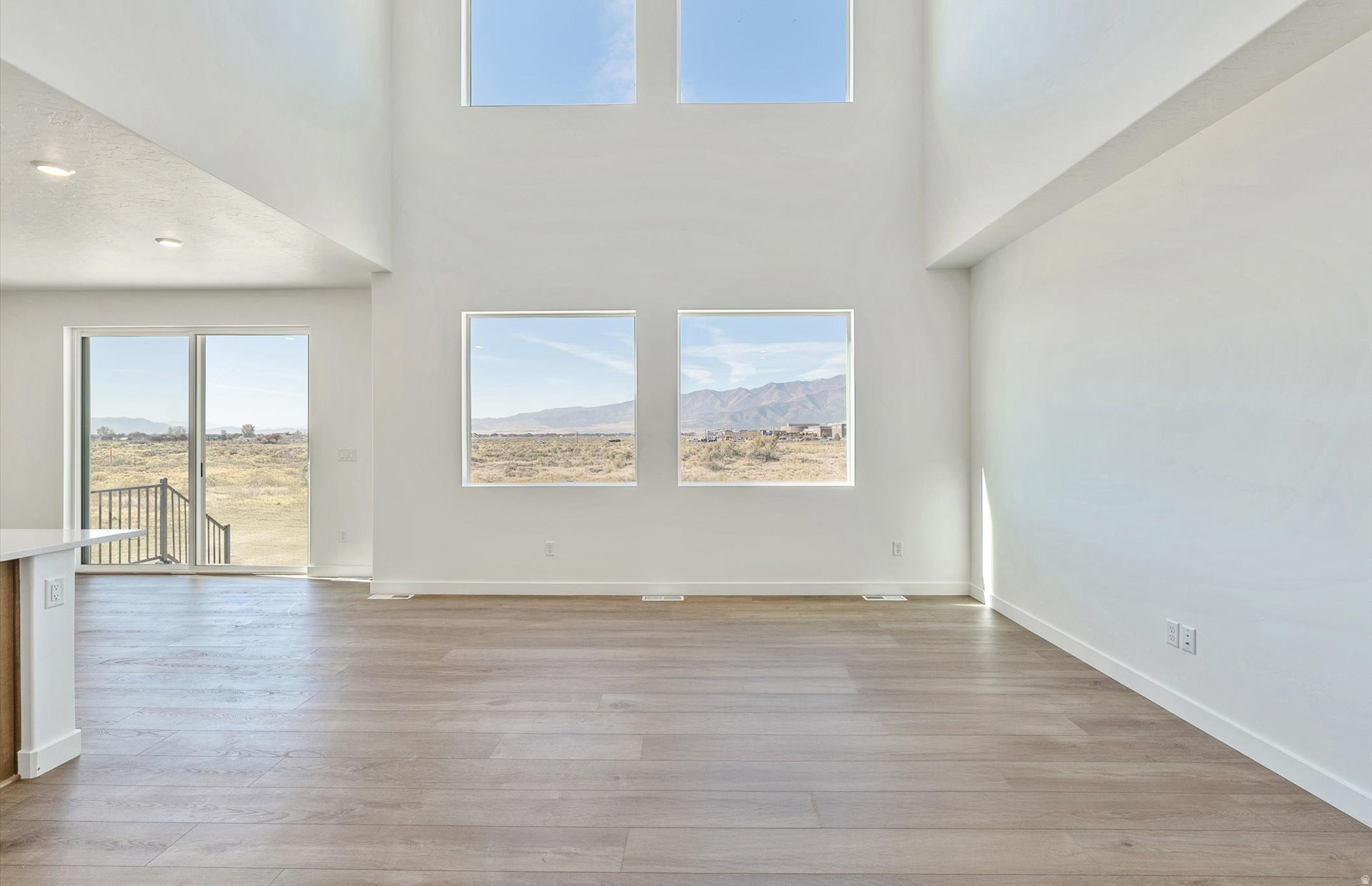 MOUNTAIN VISTA AT SUNSET FLATS - Residential