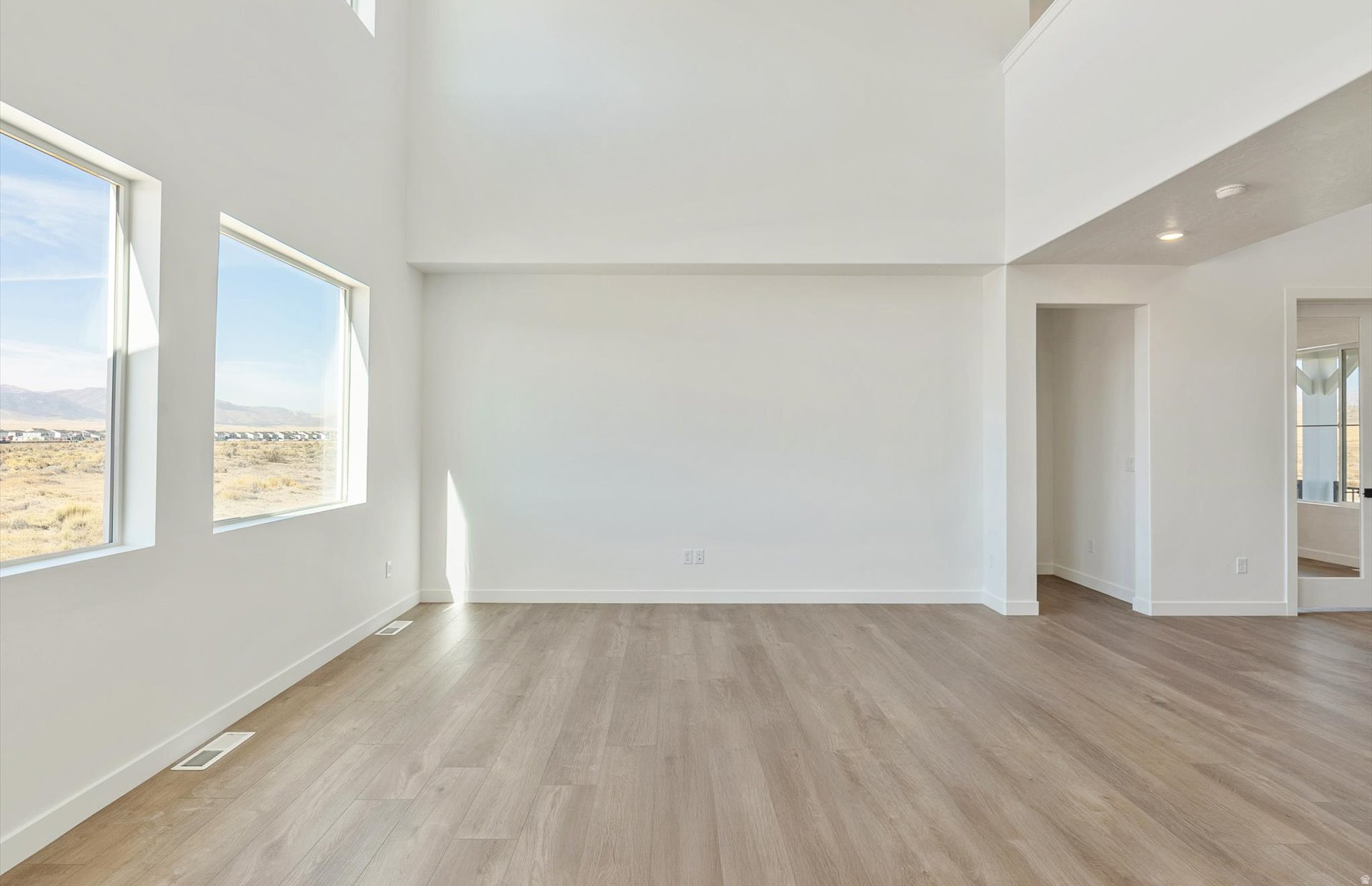 MOUNTAIN VISTA AT SUNSET FLATS - Residential