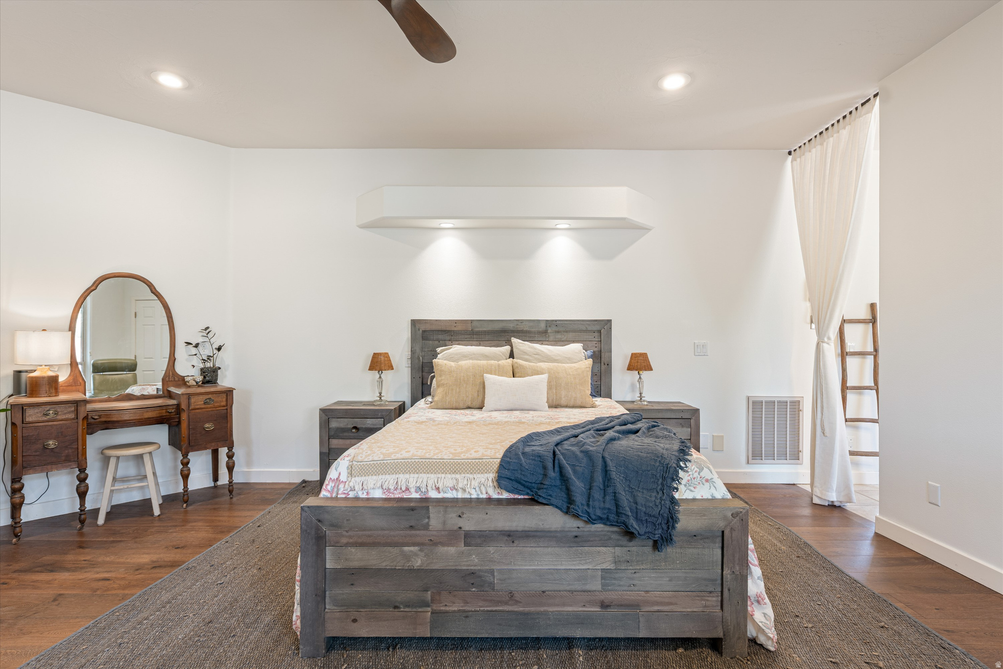 COPPER CANYON 2 - Residential