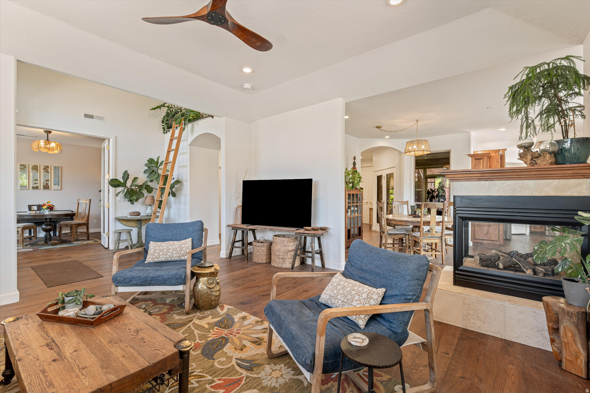 COPPER CANYON 2 - Residential