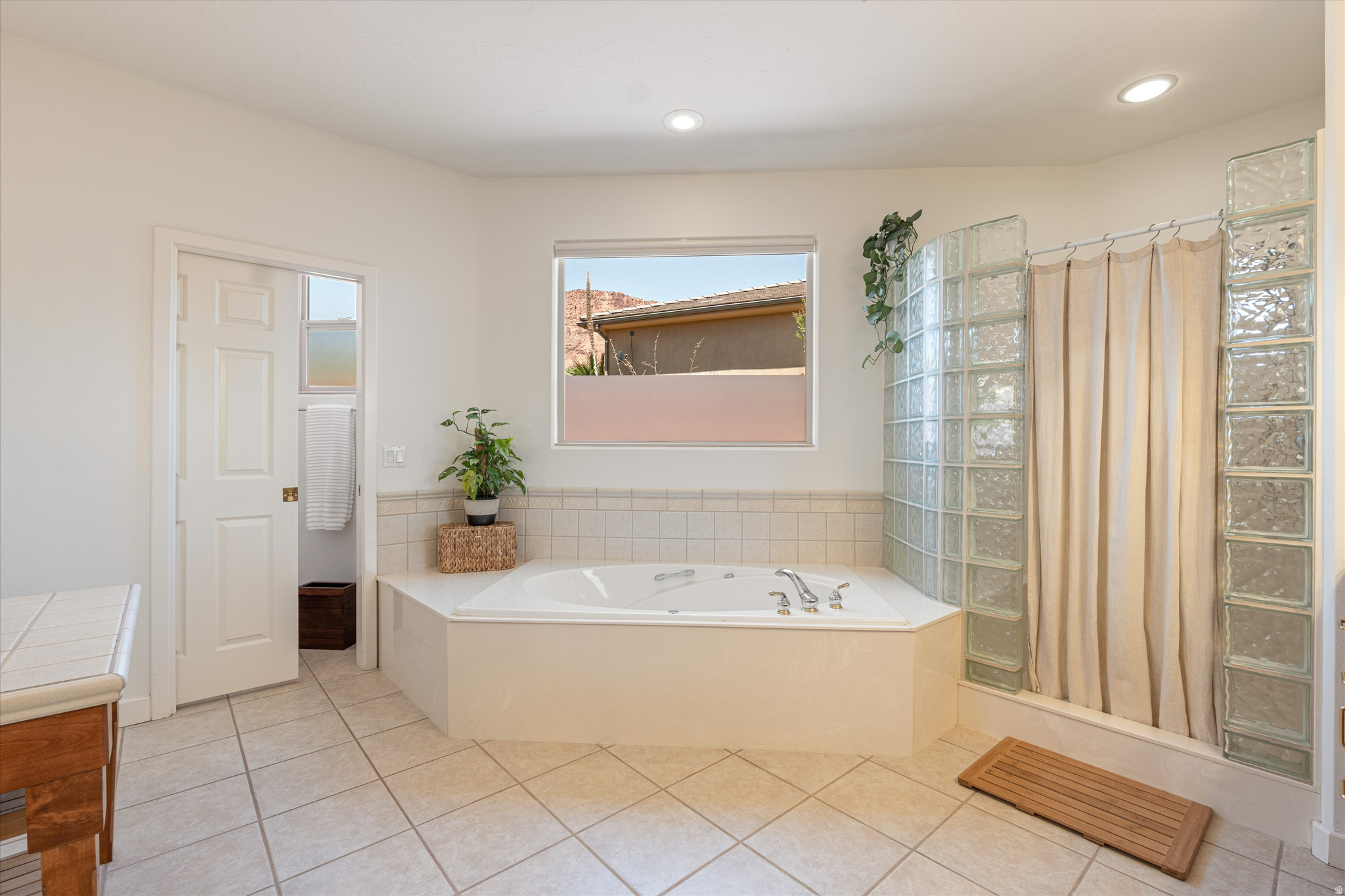 COPPER CANYON 2 - Residential