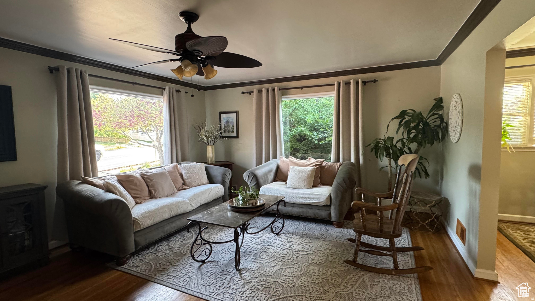 ROSSLYN HEIGHTS - Residential