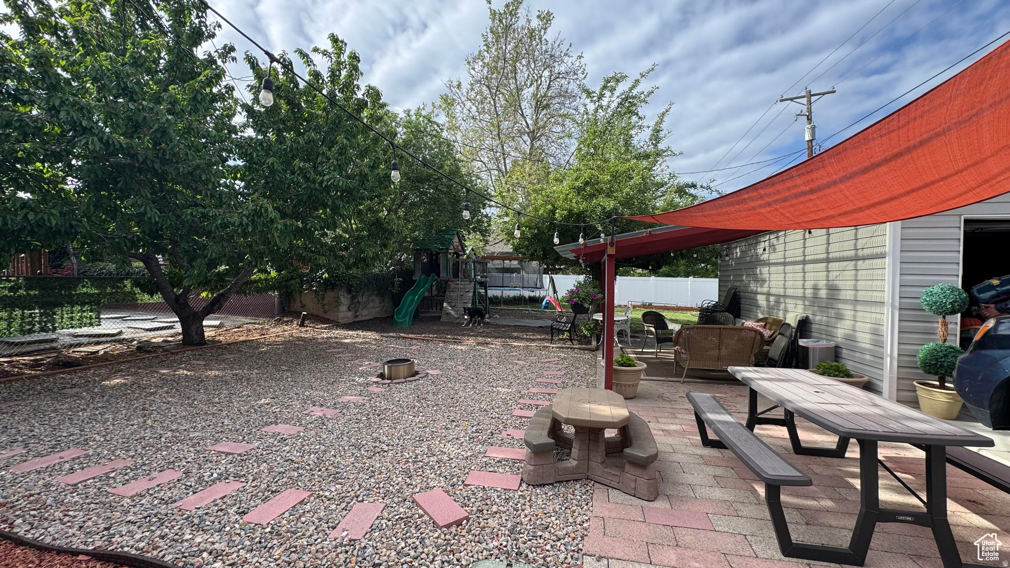 ROSSLYN HEIGHTS - Residential