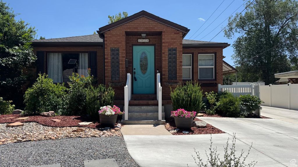 Photo of 1924 E 2100 S, Salt Lake City, UT 84106 (MLS # 2146502)