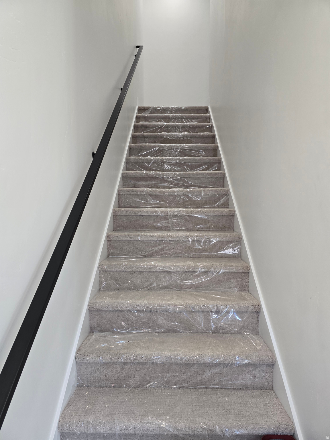 DEER RUN TOWNHOUSES - Residential