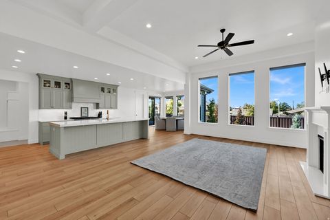 Tiny photo for 532 S 1450 W, Farmington, UT 84025 (MLS # 2148665)