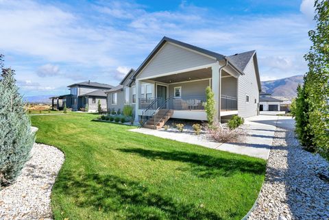 Tiny photo for 532 S 1450 W, Farmington, UT 84025 (MLS # 2148665)