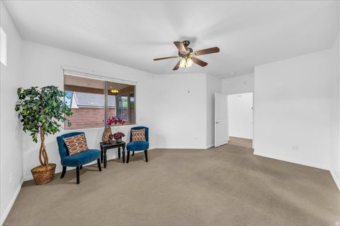 Tiny photo for 2093 E SLICK ROCK RD, Washington, UT 84780 (MLS # 2129435)
