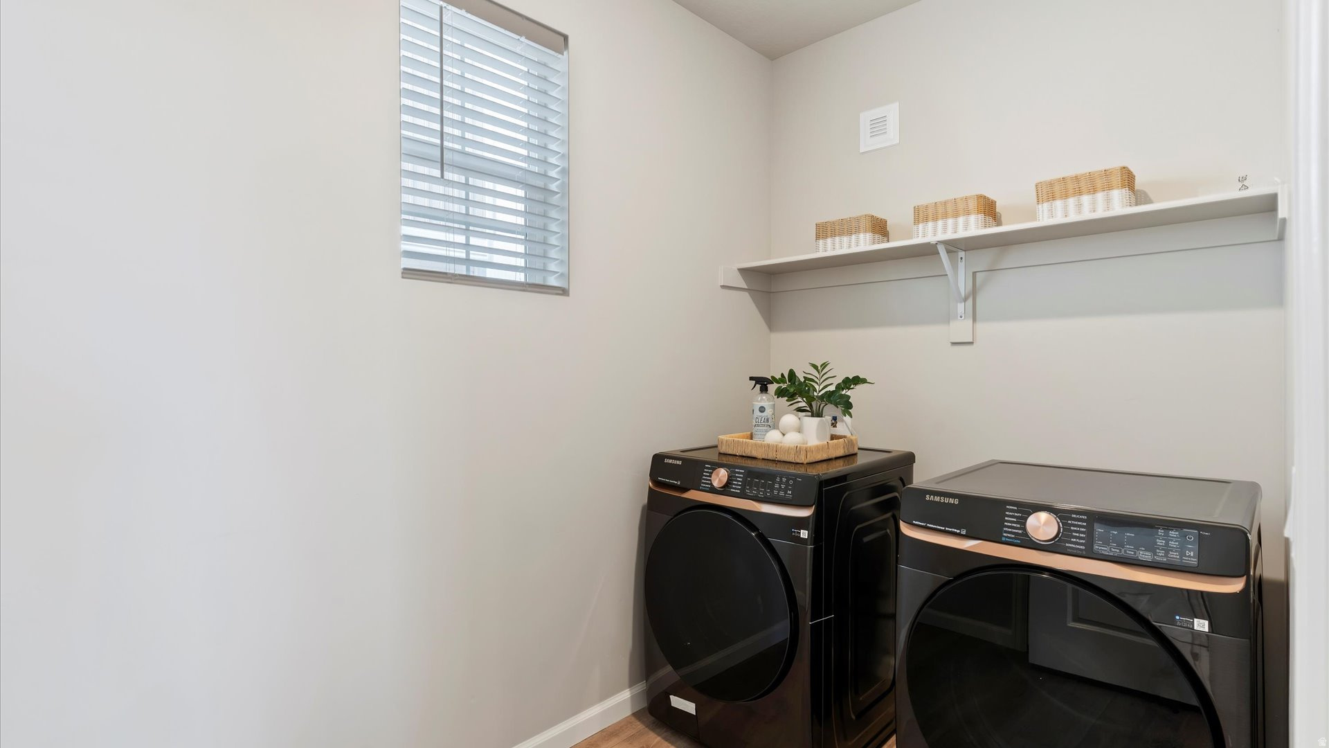 WANDER - Residential