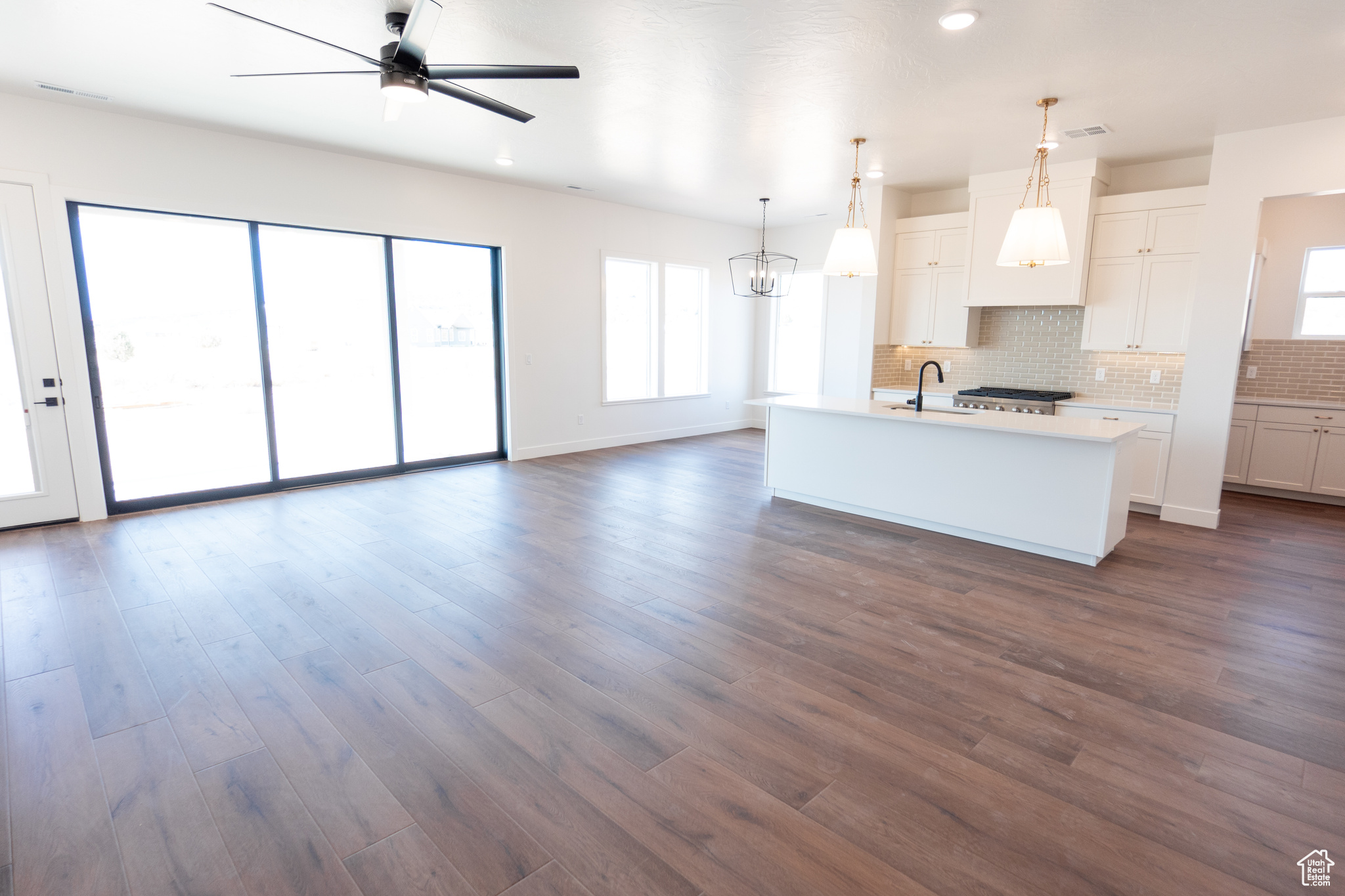 4B RANCH - Residential