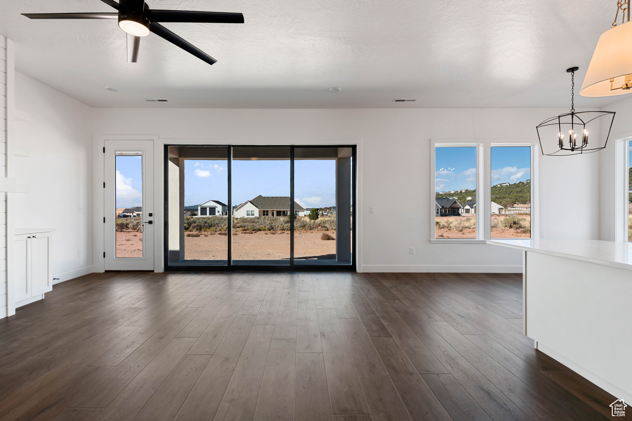 4B RANCH - Residential