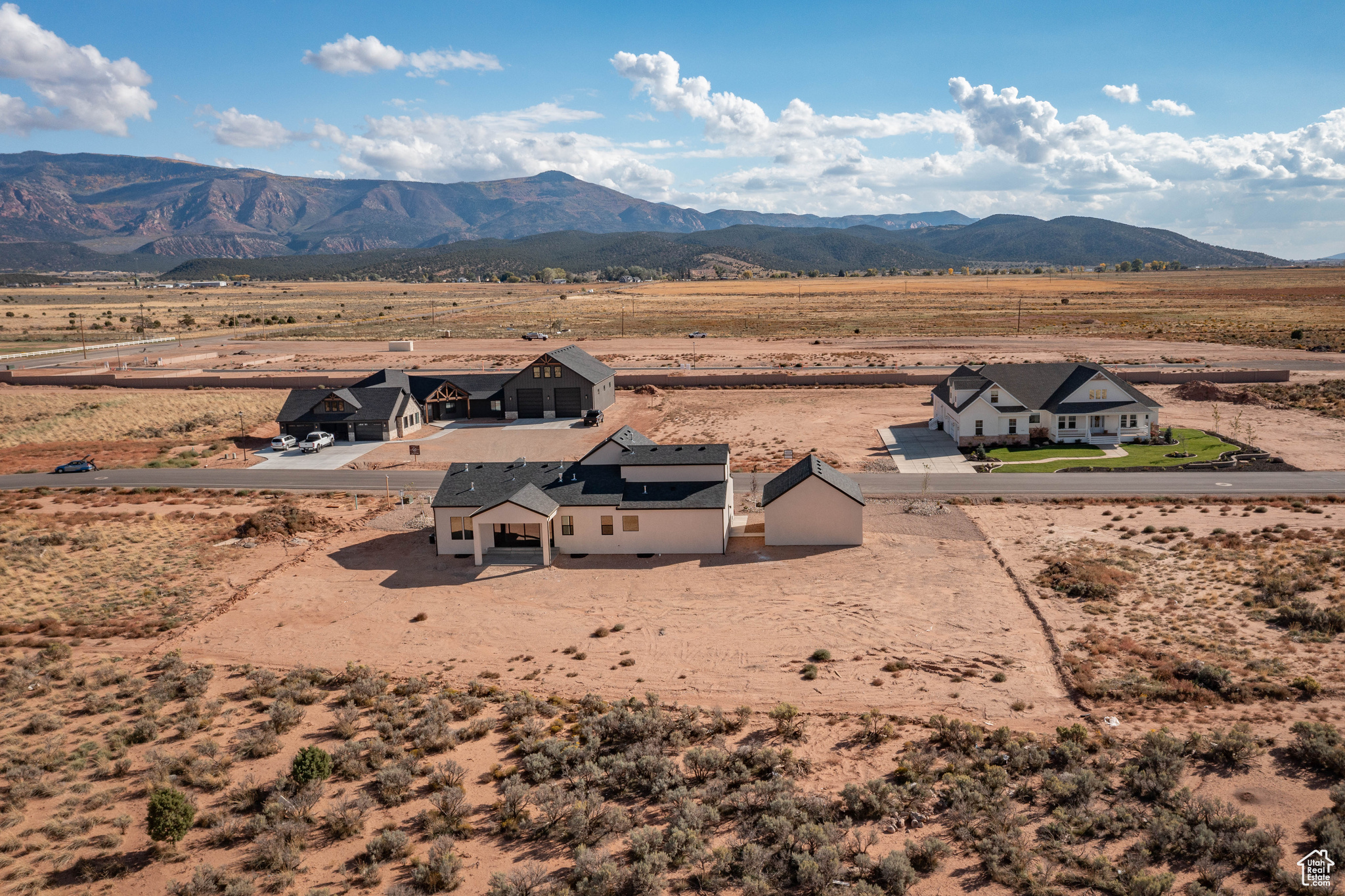 4B RANCH - Residential