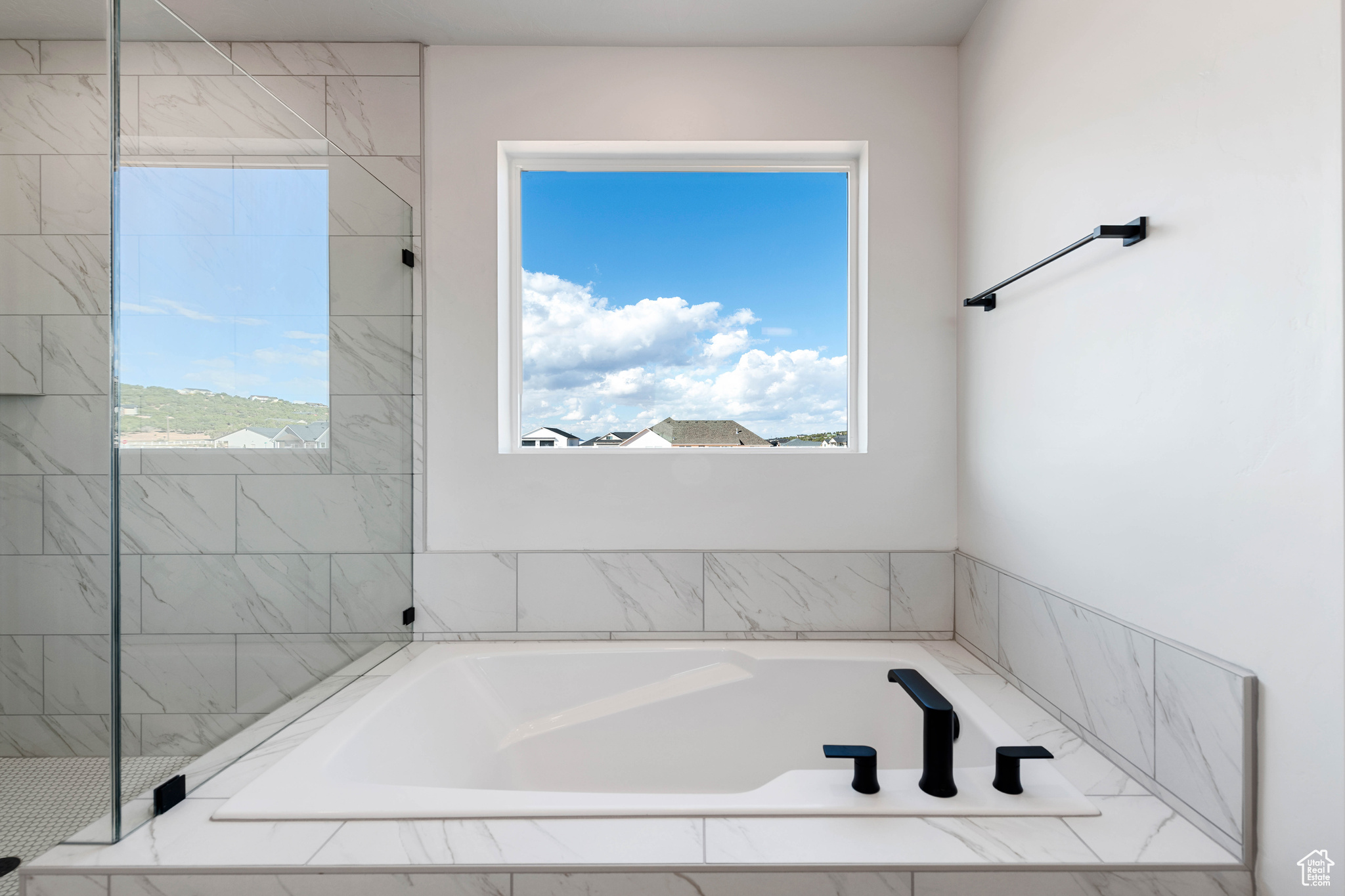 4B RANCH - Residential