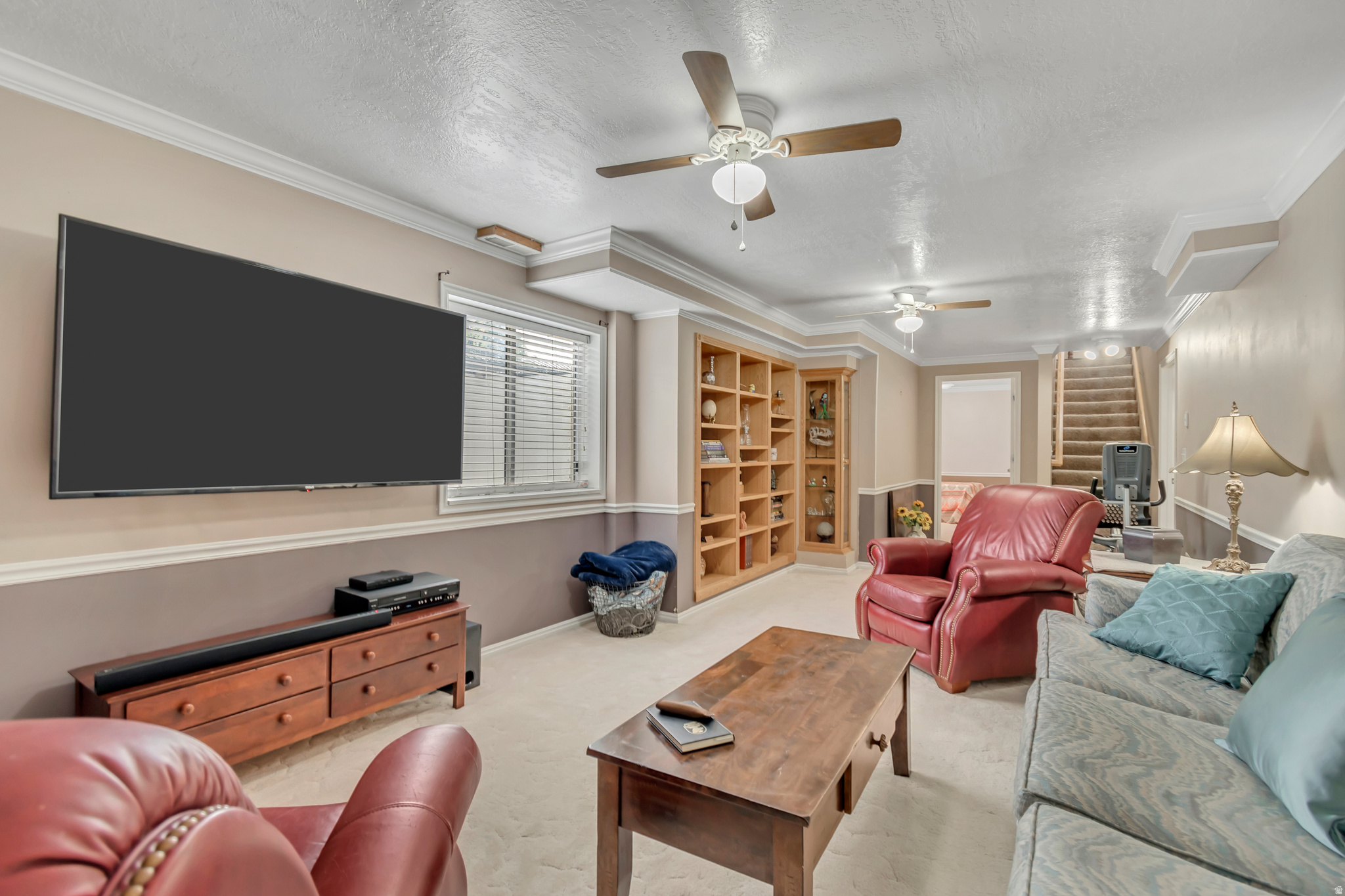 COUNTRY MANOR ESTATE - Residential