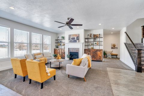 Tiny photo for 583 E PARKER PL, Vineyard, UT 84059 (MLS # 2134501)