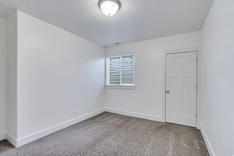 Tiny photo for 583 E PARKER PL, Vineyard, UT 84059 (MLS # 2134501)