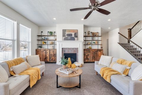 Tiny photo for 583 E PARKER PL, Vineyard, UT 84059 (MLS # 2134501)