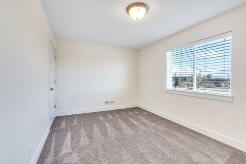 Tiny photo for 583 E PARKER PL, Vineyard, UT 84059 (MLS # 2134501)