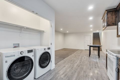 Tiny photo for 583 E PARKER PL, Vineyard, UT 84059 (MLS # 2134501)