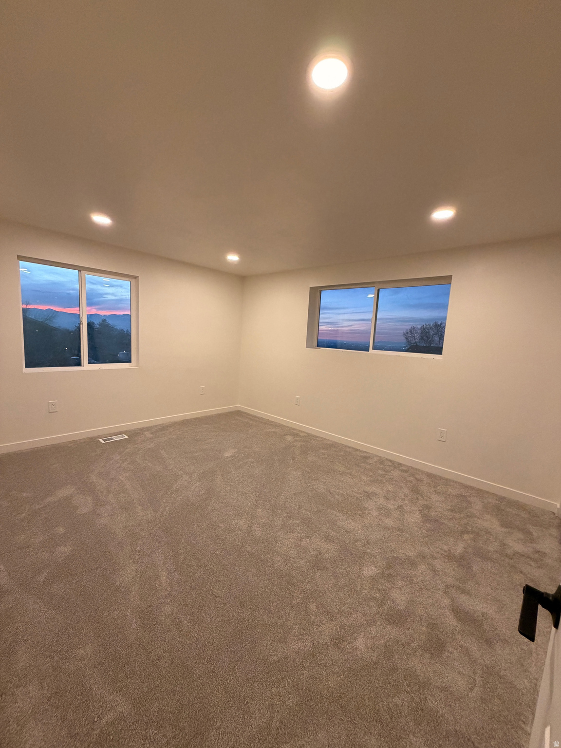 RIVIERA HEIGHTS NO 4 - Residential