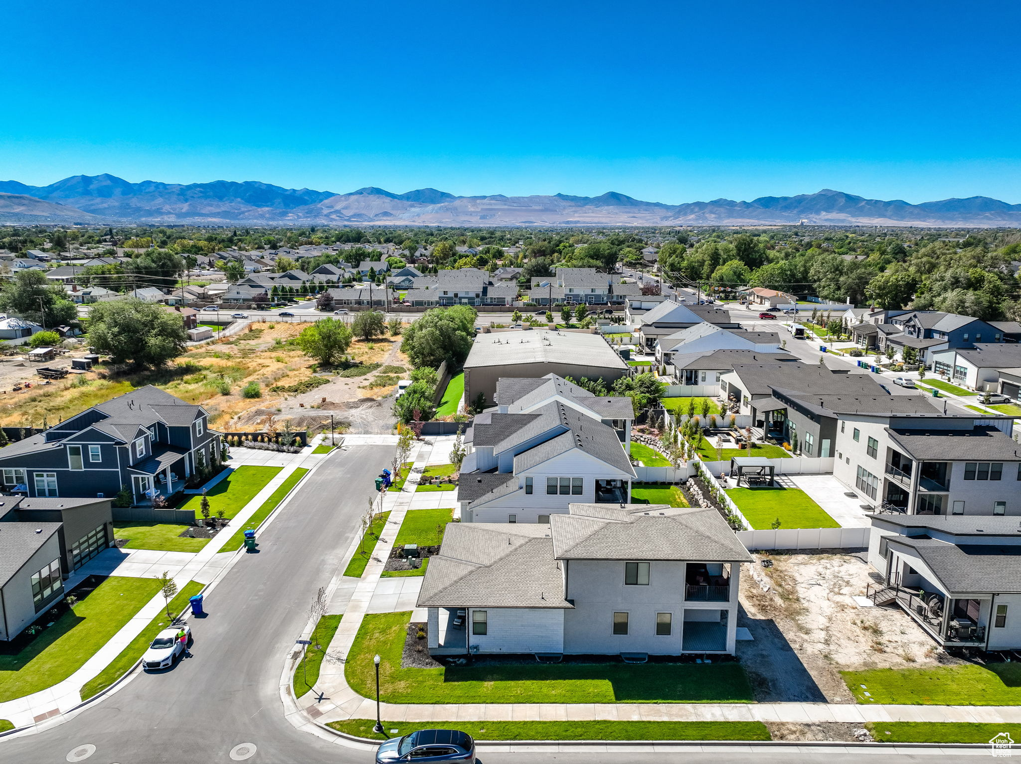 TOLL BROTHERS - SYCAMORE GLEN - Residential