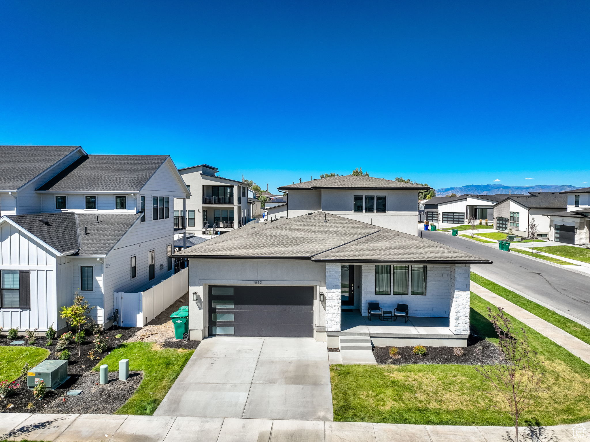 TOLL BROTHERS - SYCAMORE GLEN - Residential